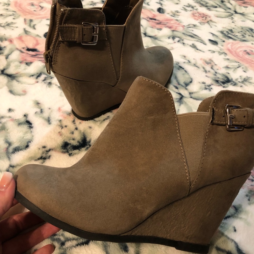 Maurice’s Booties Size: 7 1/2